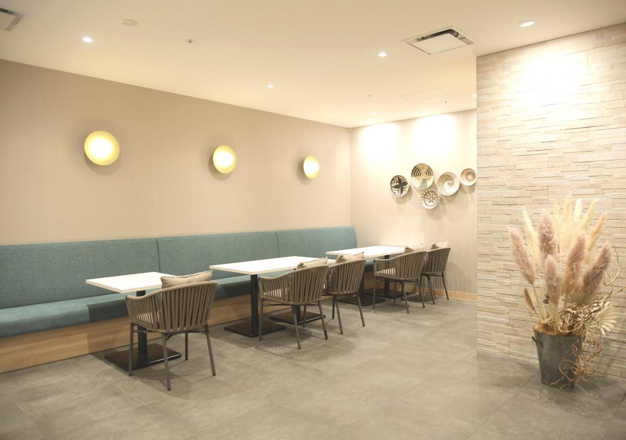 Oriental Hotel Fukuoka Hakata Station Ngoại thất bức ảnh